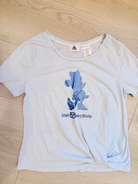 Disney Women's Blue Minnie Mouse Tee Shirt Knot Front size MEDIUM